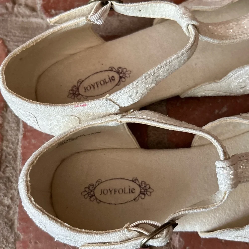 Joyfolie Mari Studded Flats in Silver Sz 5 Years Girls Youth
